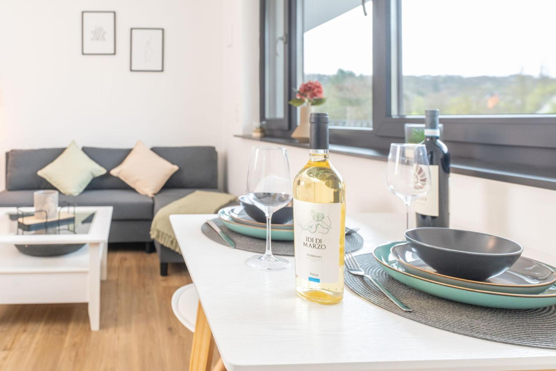 קובלנץ Modernes Apartment Mit Privatem Stellplatz Wenige Minuten Von Der Innenstadt & Mosel מראה חיצוני תמונה
